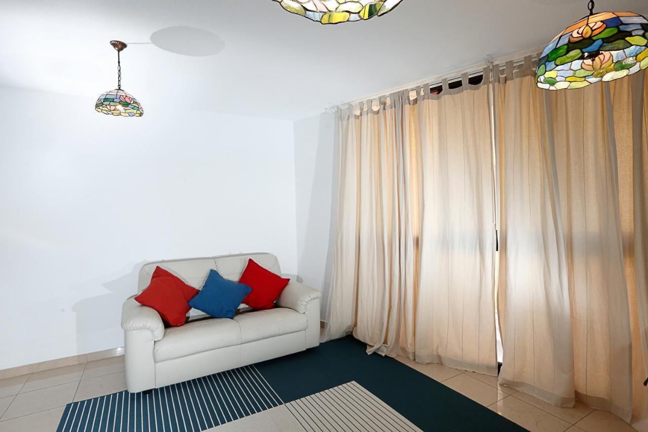 Apartamento Frente Al Puerto De Candelaria A 20 Metros De La Playa. Extérieur photo